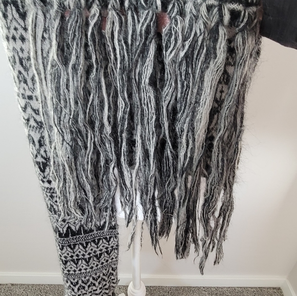 Burberry Kid mohair blend long striped scarf - Picture 4 of 10